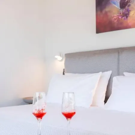Aeraki -private Sea Access In Bay Villa *