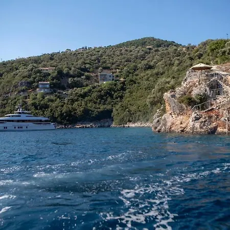 Aeraki -private Sea Access In Bay סיבוטה
