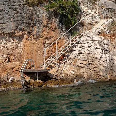 Aeraki -private Sea Access In Bay וילה סיבוטה