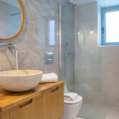 Aeraki -private Sea Access In Bay וילה סיבוטה