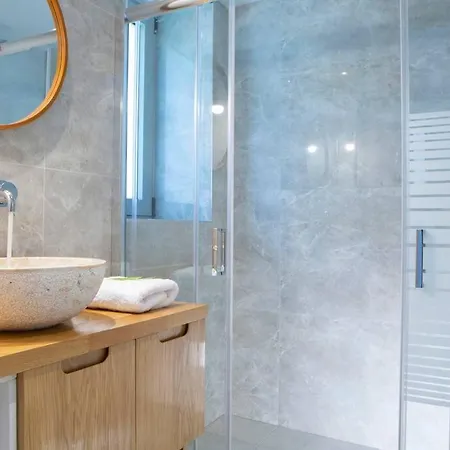 Aeraki -private Sea Access In Bay Villa *